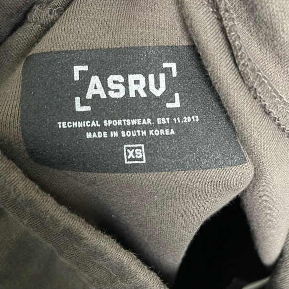 ASRV 0400. Core Division Cargo Zip Jogger - color Deep Taupe size xs men’s used - Picture 9 of 9